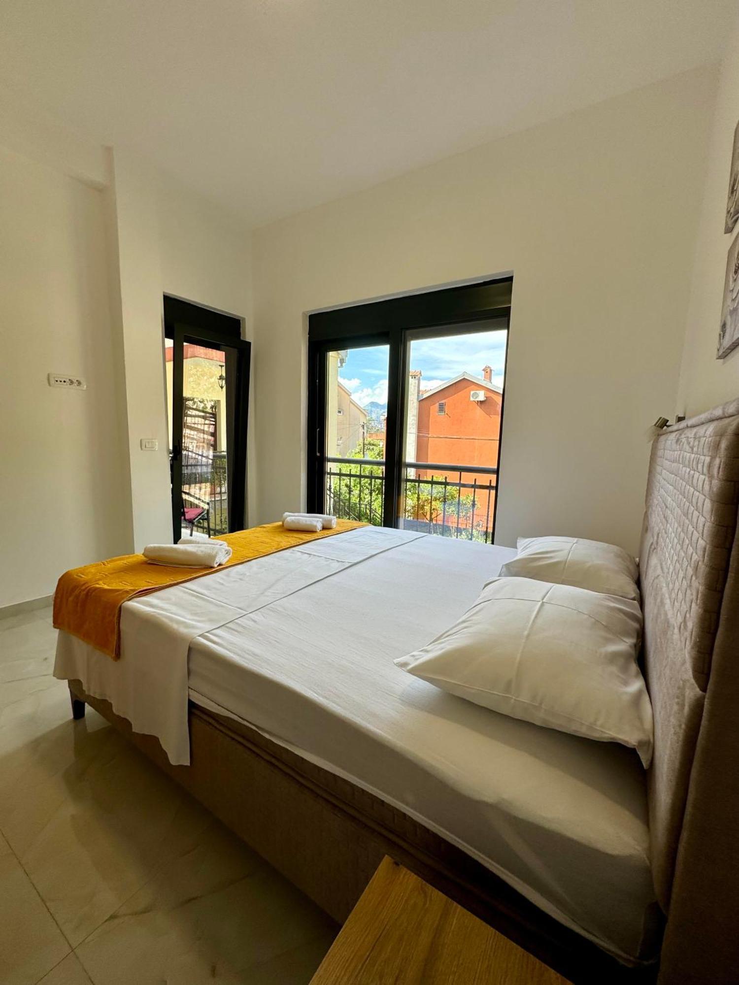 Harmony Garden Apartments Kotor Ngoại thất bức ảnh