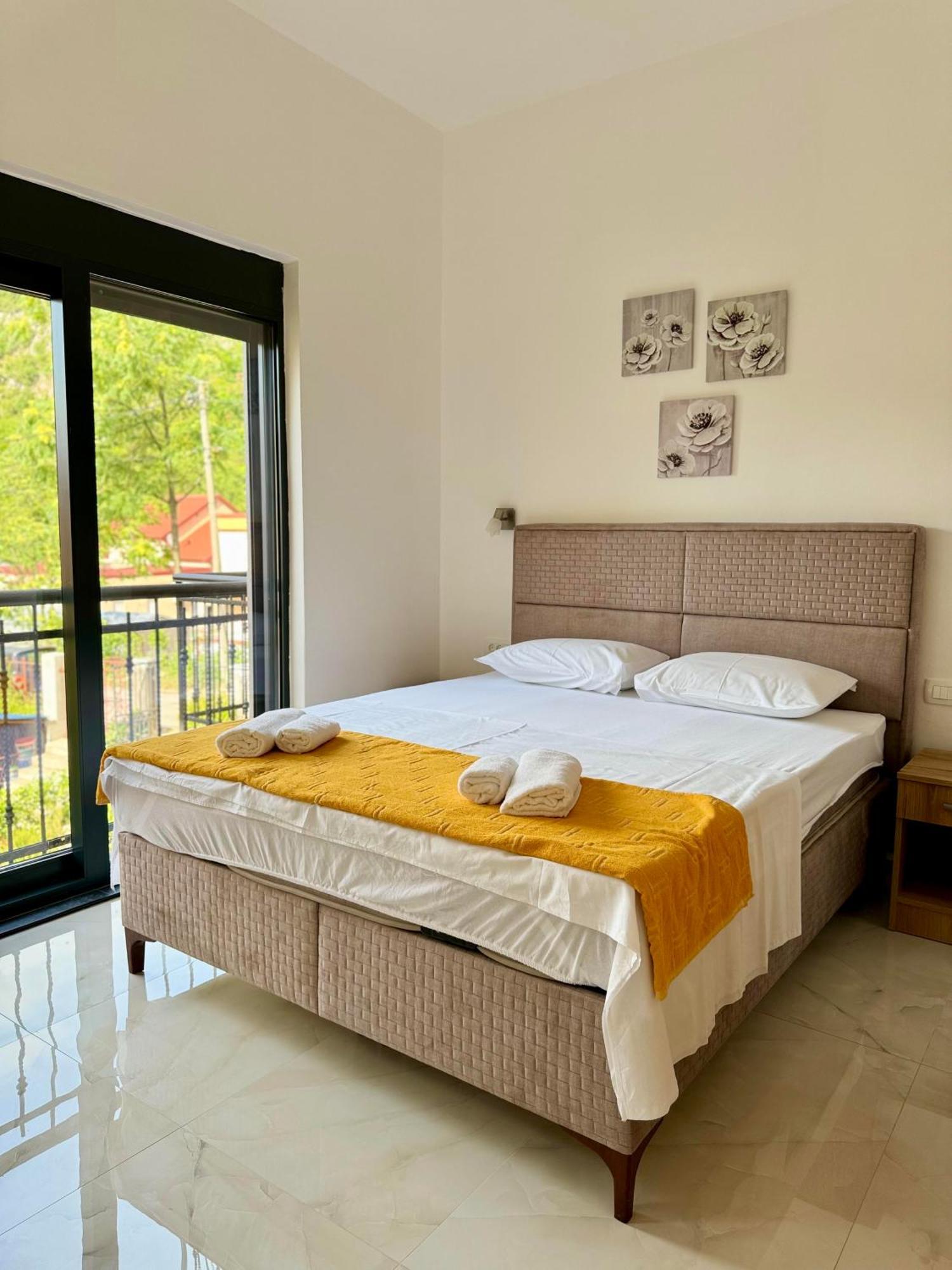 Harmony Garden Apartments Kotor Ngoại thất bức ảnh