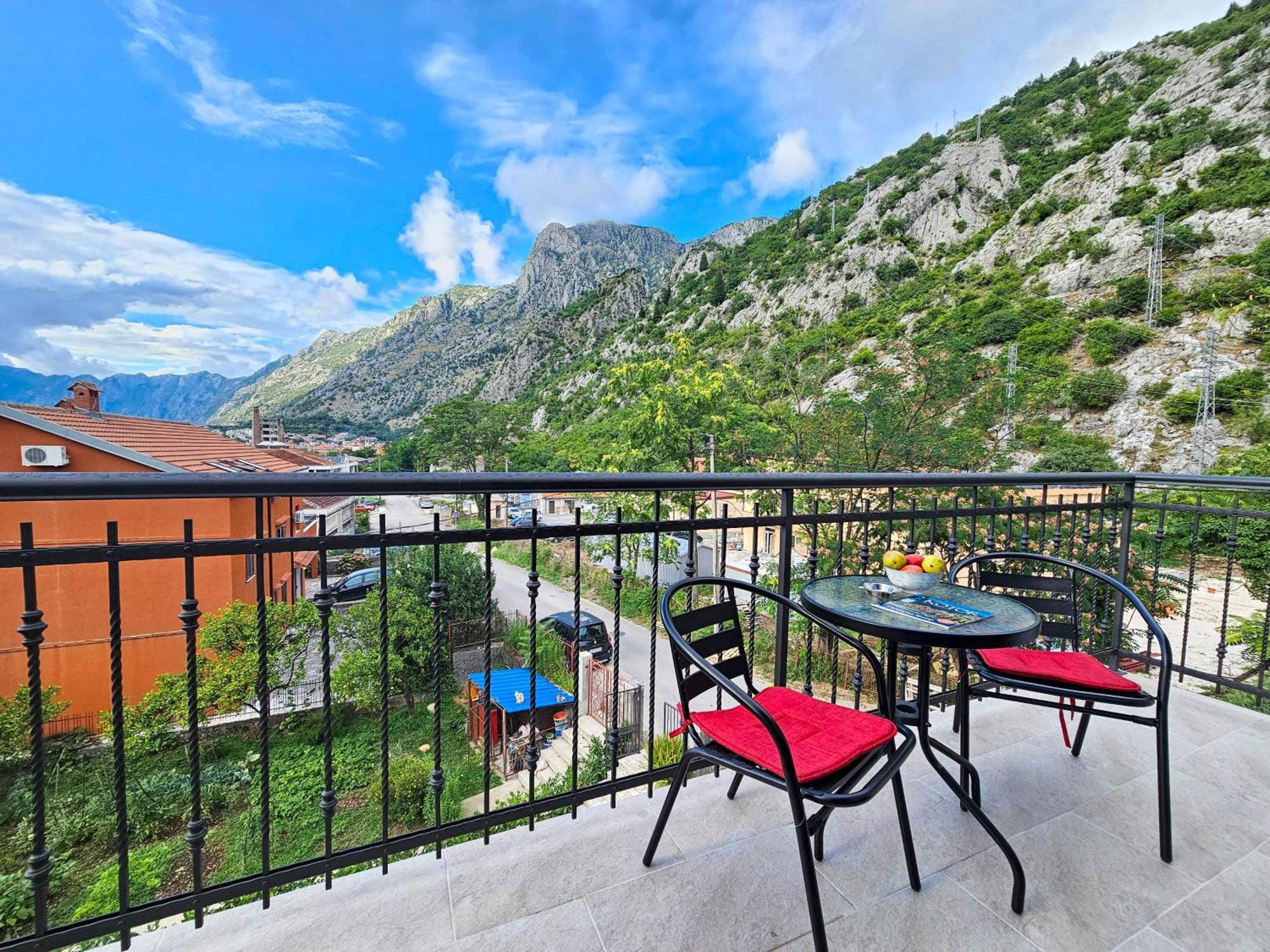 Harmony Garden Apartments Kotor Ngoại thất bức ảnh