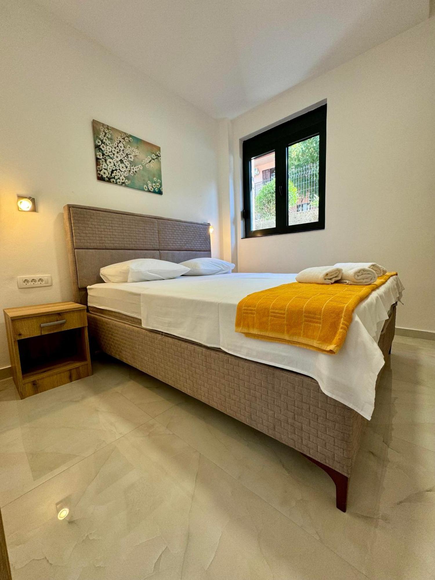 Harmony Garden Apartments Kotor Ngoại thất bức ảnh