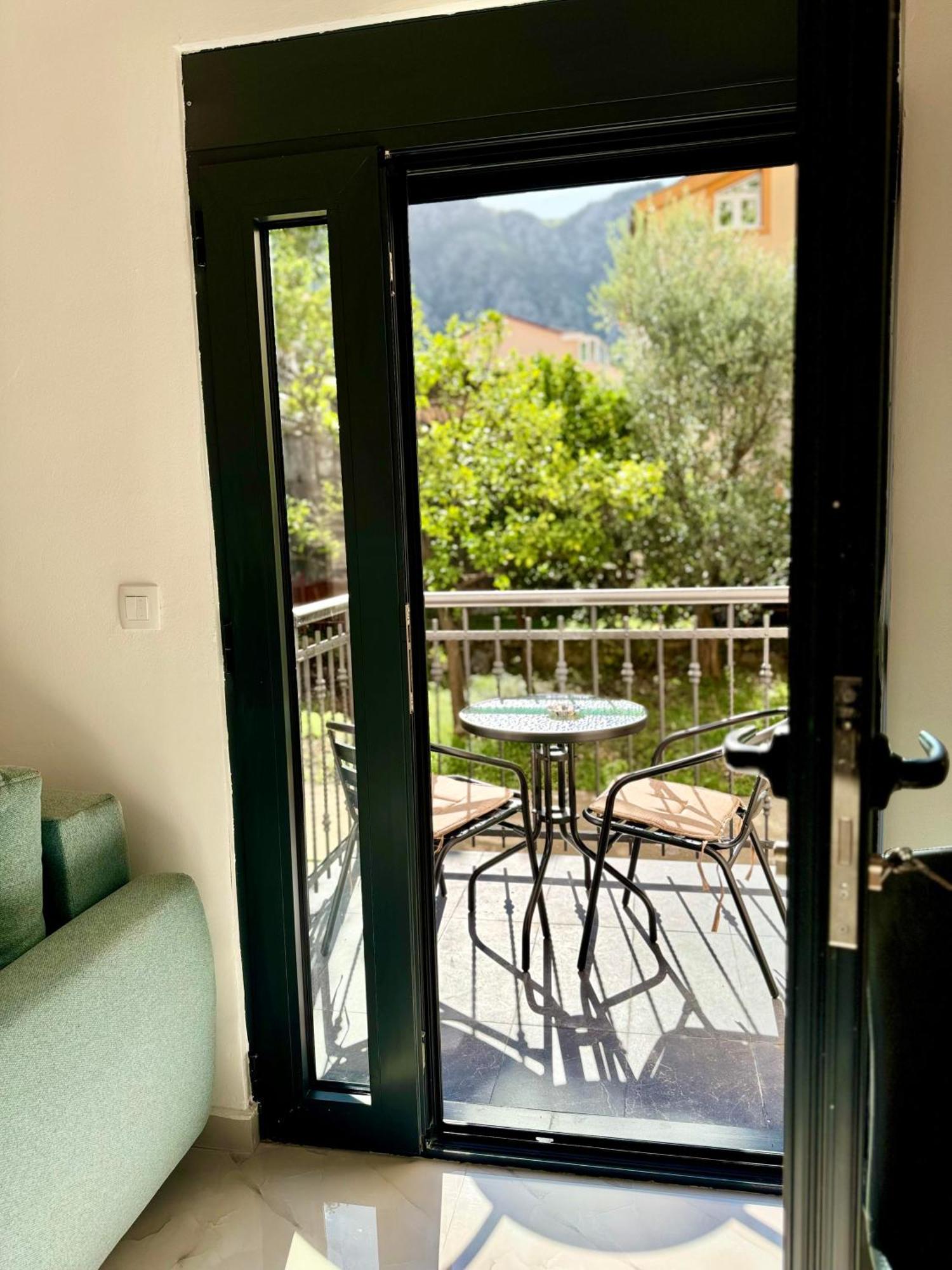 Harmony Garden Apartments Kotor Ngoại thất bức ảnh